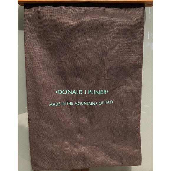 DONALD  J PLINER MADE IN THE MOUNTAINS OF ITALY Shoes Heels Dust Bag 10” X 14.5” - Picture 1 of 2